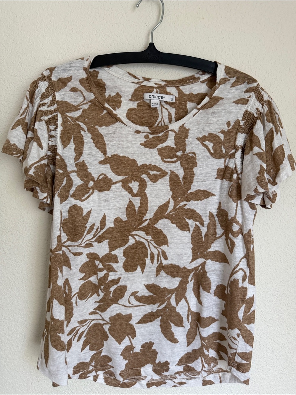 Chico's linen Cream and Brown Floral Short Sleeve Tee Top